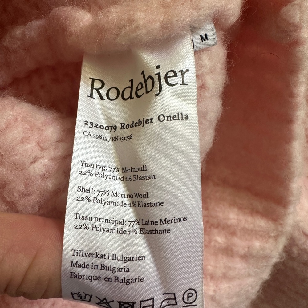 Rodebjer Onella Sweater in Light Pink Merino Wool Medium Cozy Knit Sweater - Picture 4 of 7